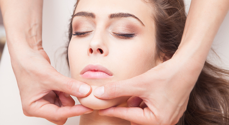 non-surgical-chin-augmentation-voluma